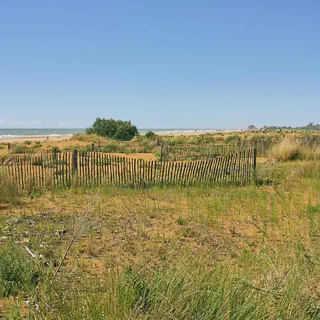 With Garden On The Shores Of Apartment Bibione